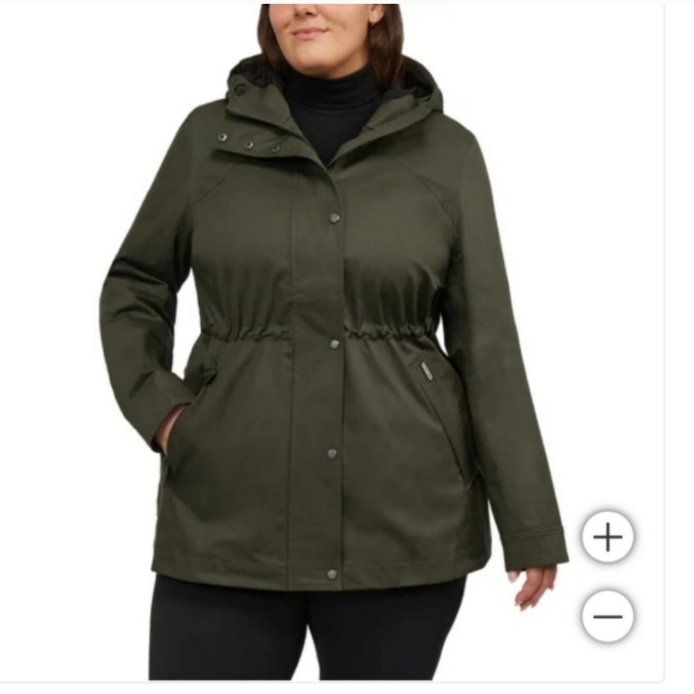 NWT Hunter Ladies' Water & Wind Resistant Rain Jacket, Olive - Picture 3 of 8